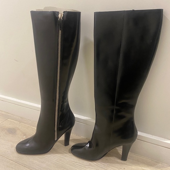 Brand new MICHAEL KORS leather knee high boots - Picture 1 of 4